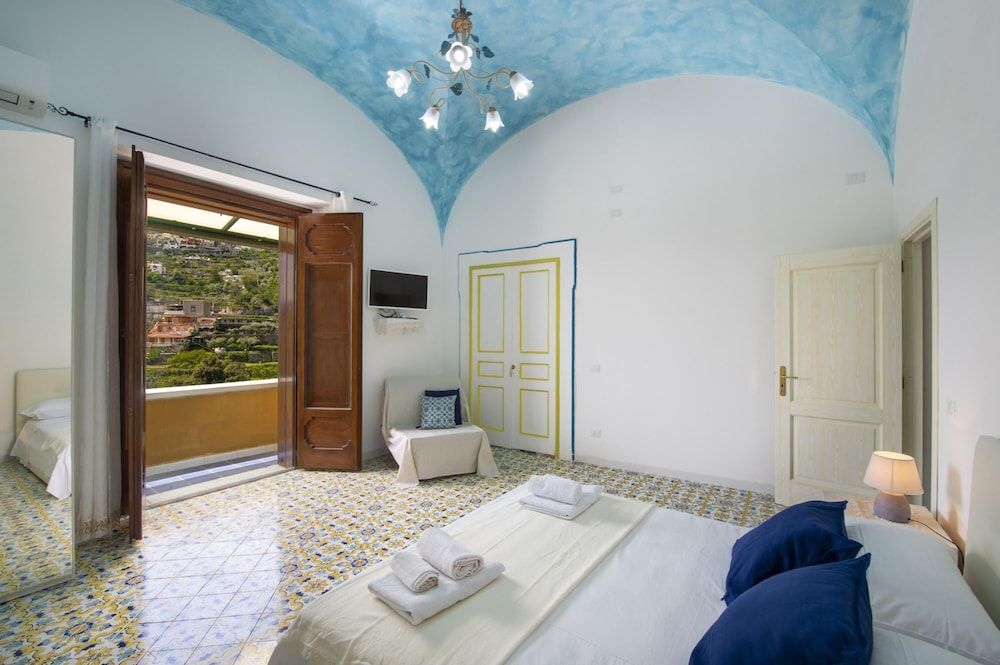 Amore Rentals - Casa Barbera A House, Smoking 22