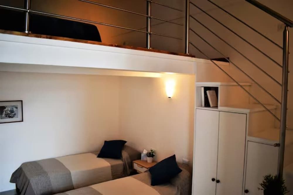 undefined Chez Angelina Positano 8