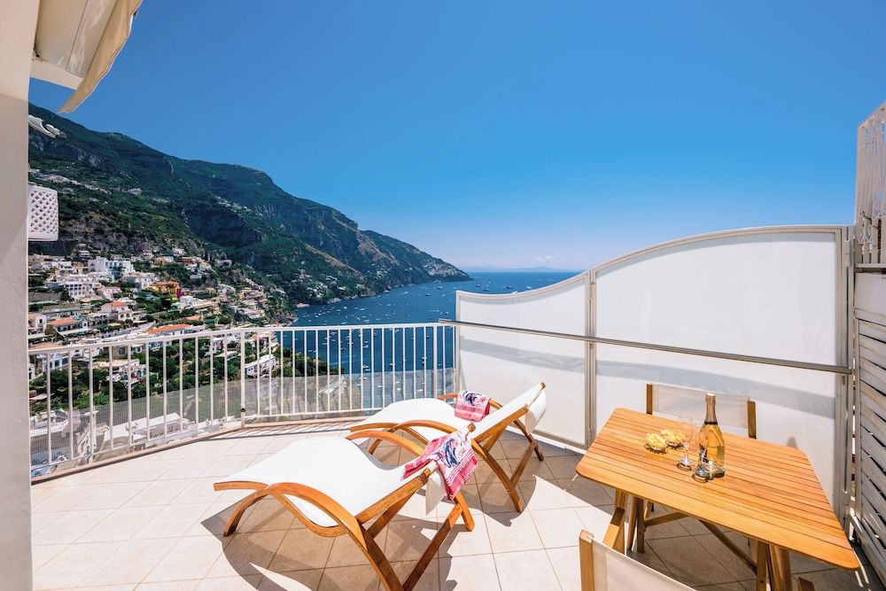 Villa Anfitrite Junior Studio Suite, Sea View 5