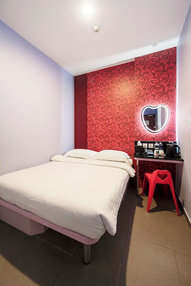 undefined Fragrance Hotel - Lavender 9