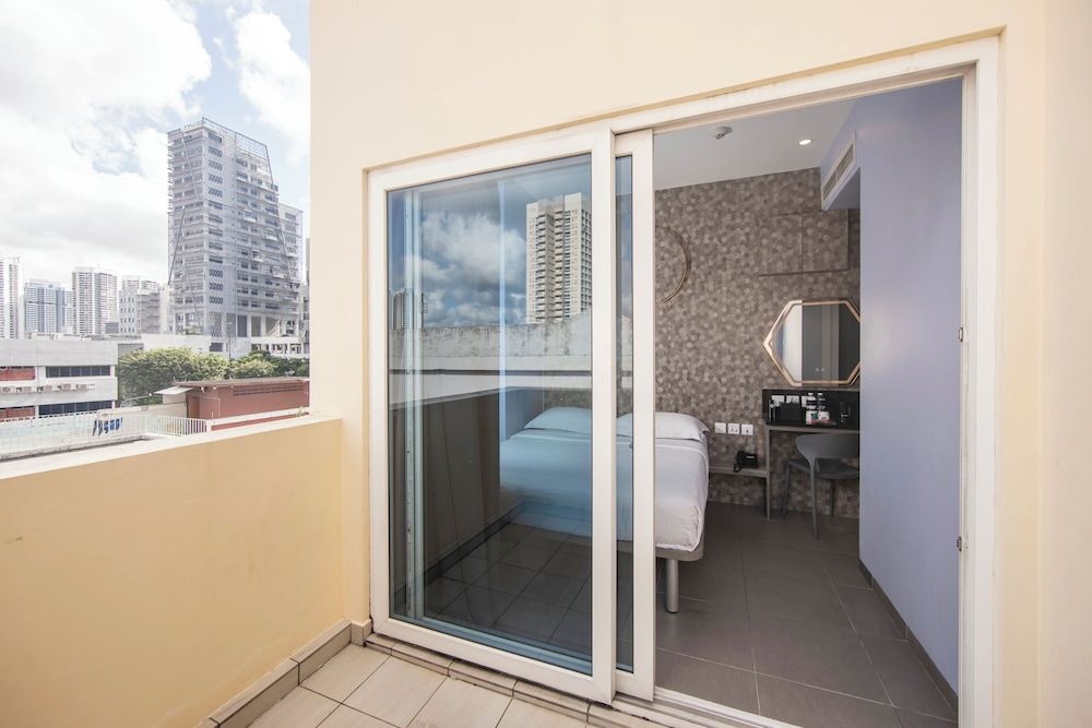 undefined Fragrance Hotel - Lavender