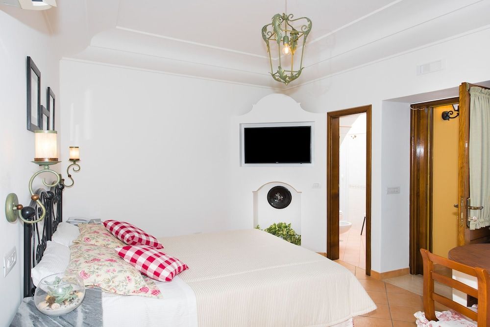 Villa Zeus Villa, 5 Bedrooms 8