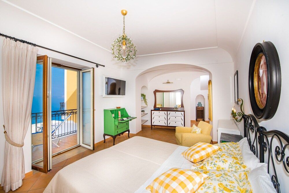 Villa Zeus Villa, 5 Bedrooms 3