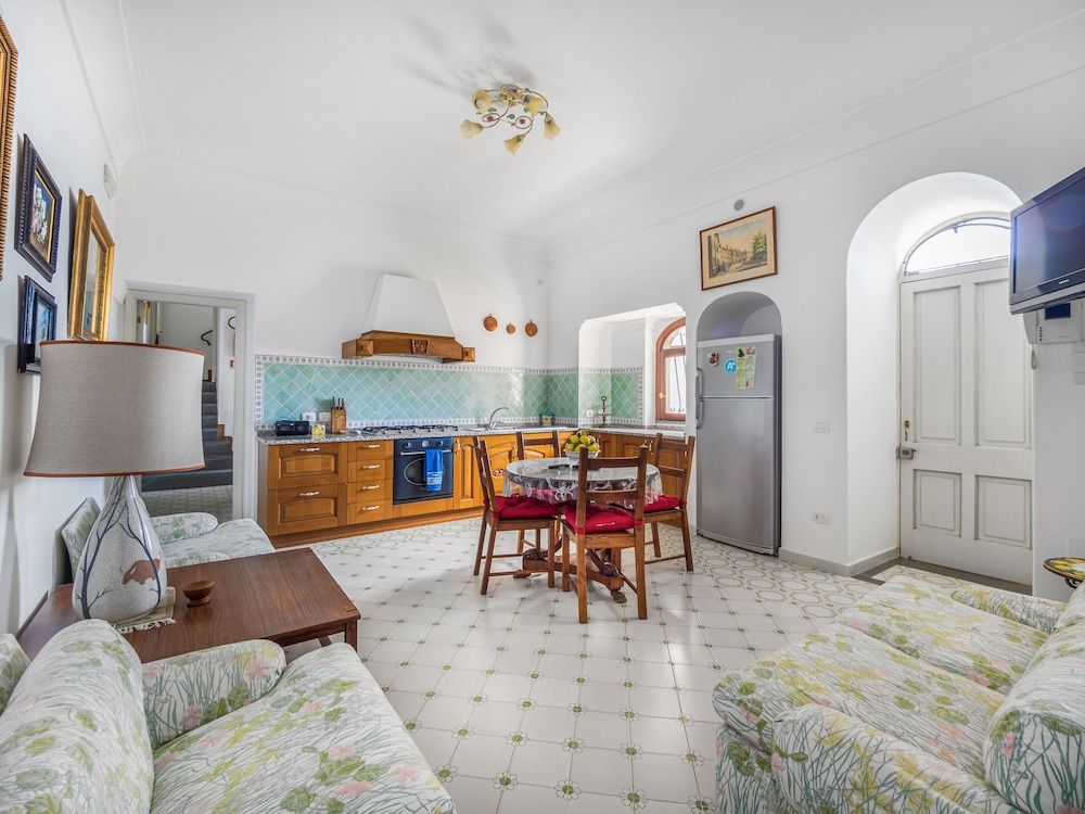 undefined Casa Lauro 10