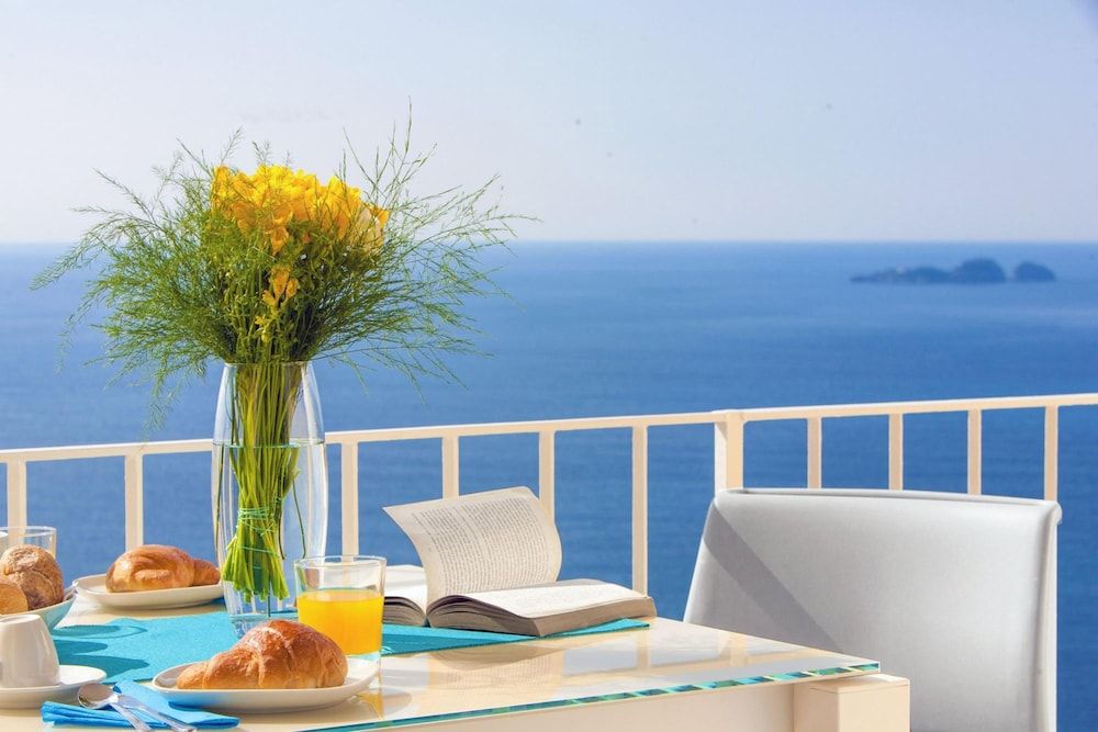 Villa Anna in Positano Villa, Smoking 11