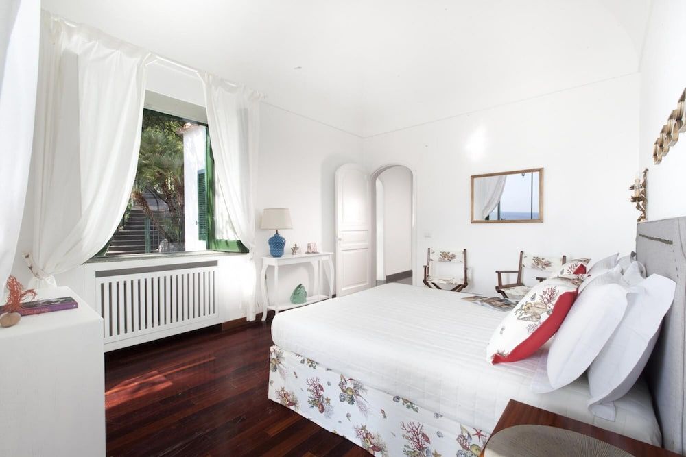 Villa Lo Scoglio in Positano Villa, Smoking 7