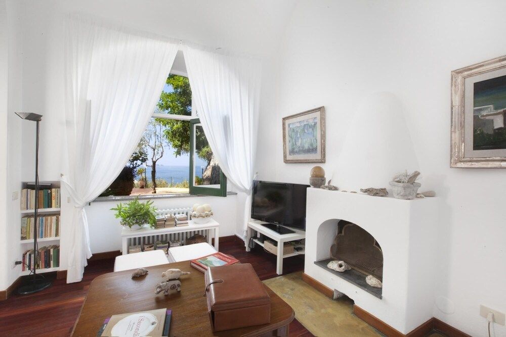 Villa Lo Scoglio in Positano Villa, Smoking 30