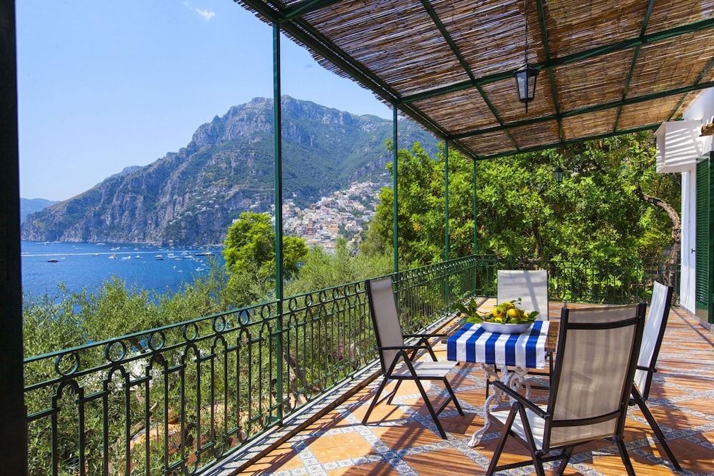 Villa Lo Scoglio in Positano Villa, Smoking 17