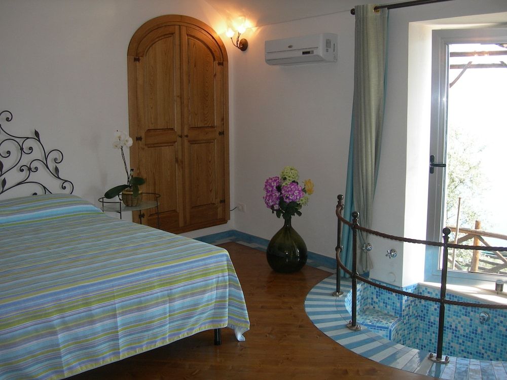 Fattoria La Tagliata Deluxe Double Room, Terrace, Sea View 3