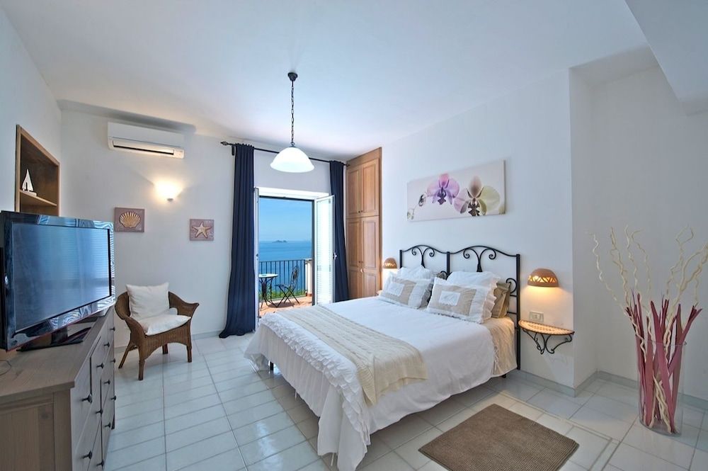 Villa (Multiple Bedrooms)