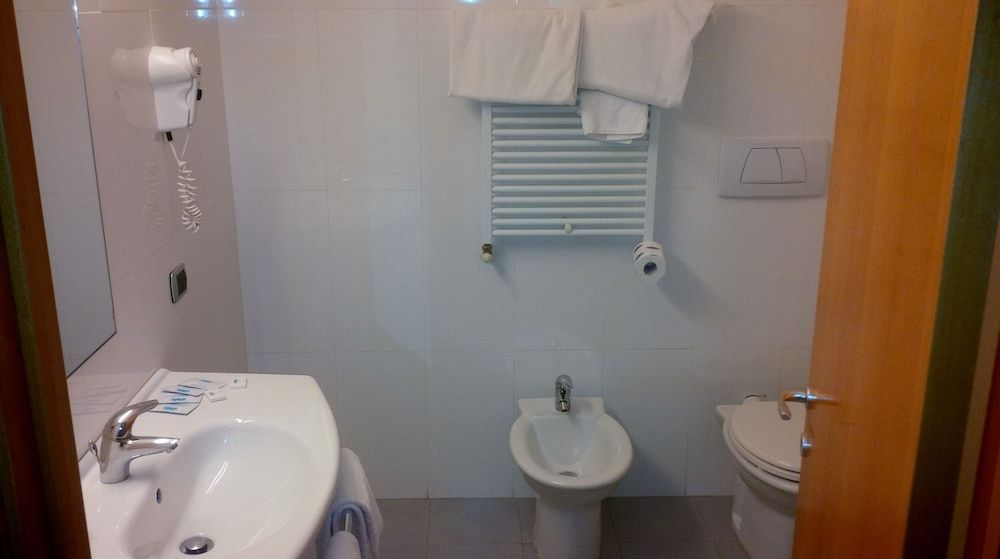 Hotel Ristorante Trendy Comfort Double or Twin Room 9