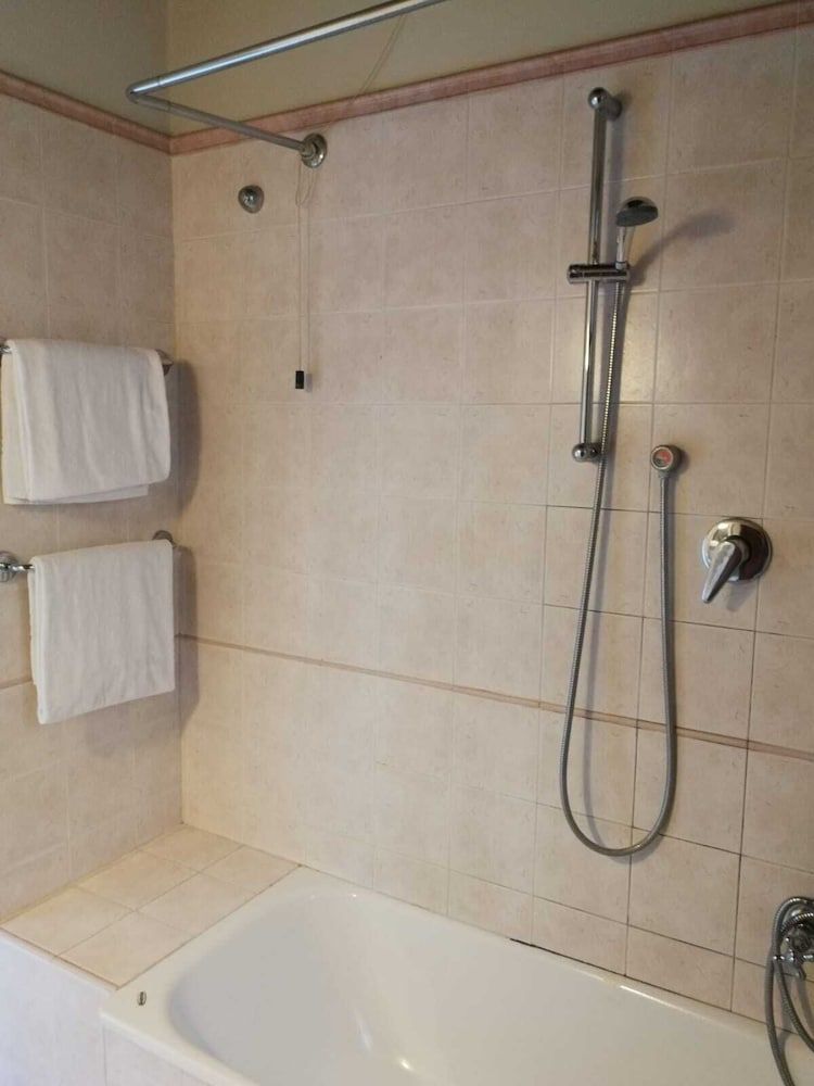 Villa Rucellai Double or Twin Room 9