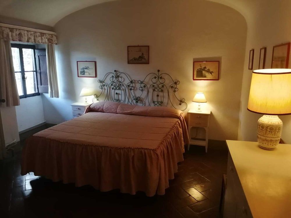 Villa Rucellai Double or Twin Room 4
