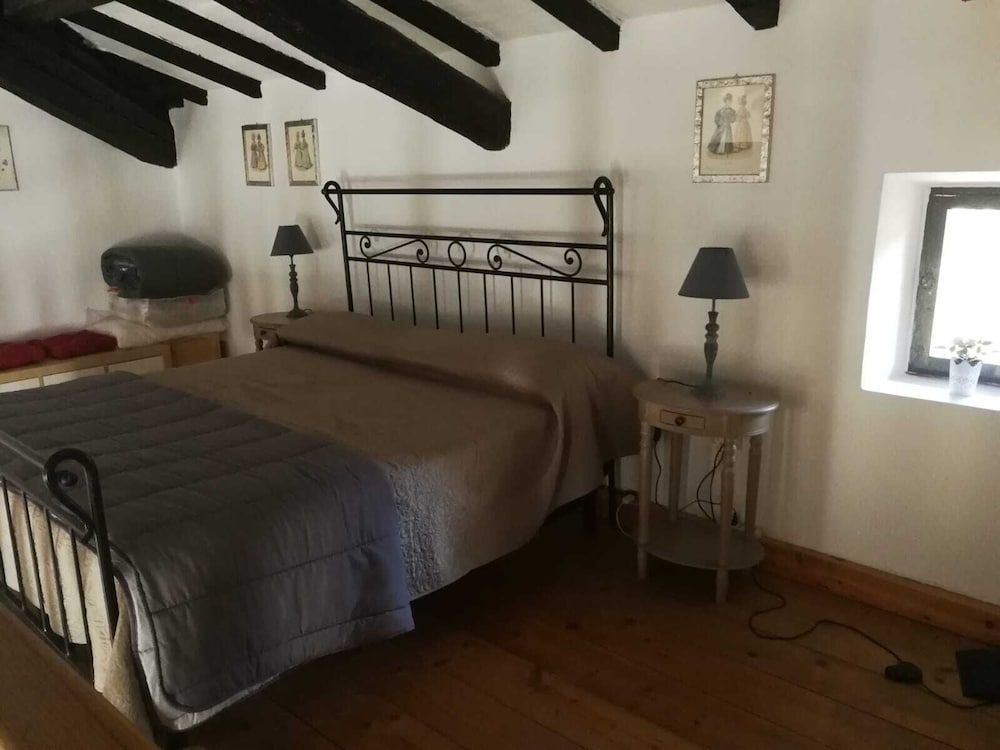 Villa Rucellai Double or Twin Room 3