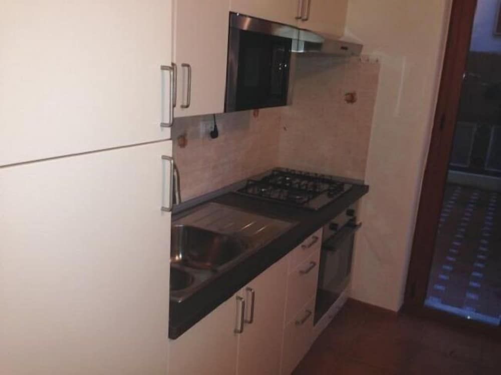 undefined Perasso 4 7