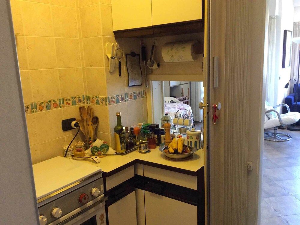 undefined Eurotel 605 6