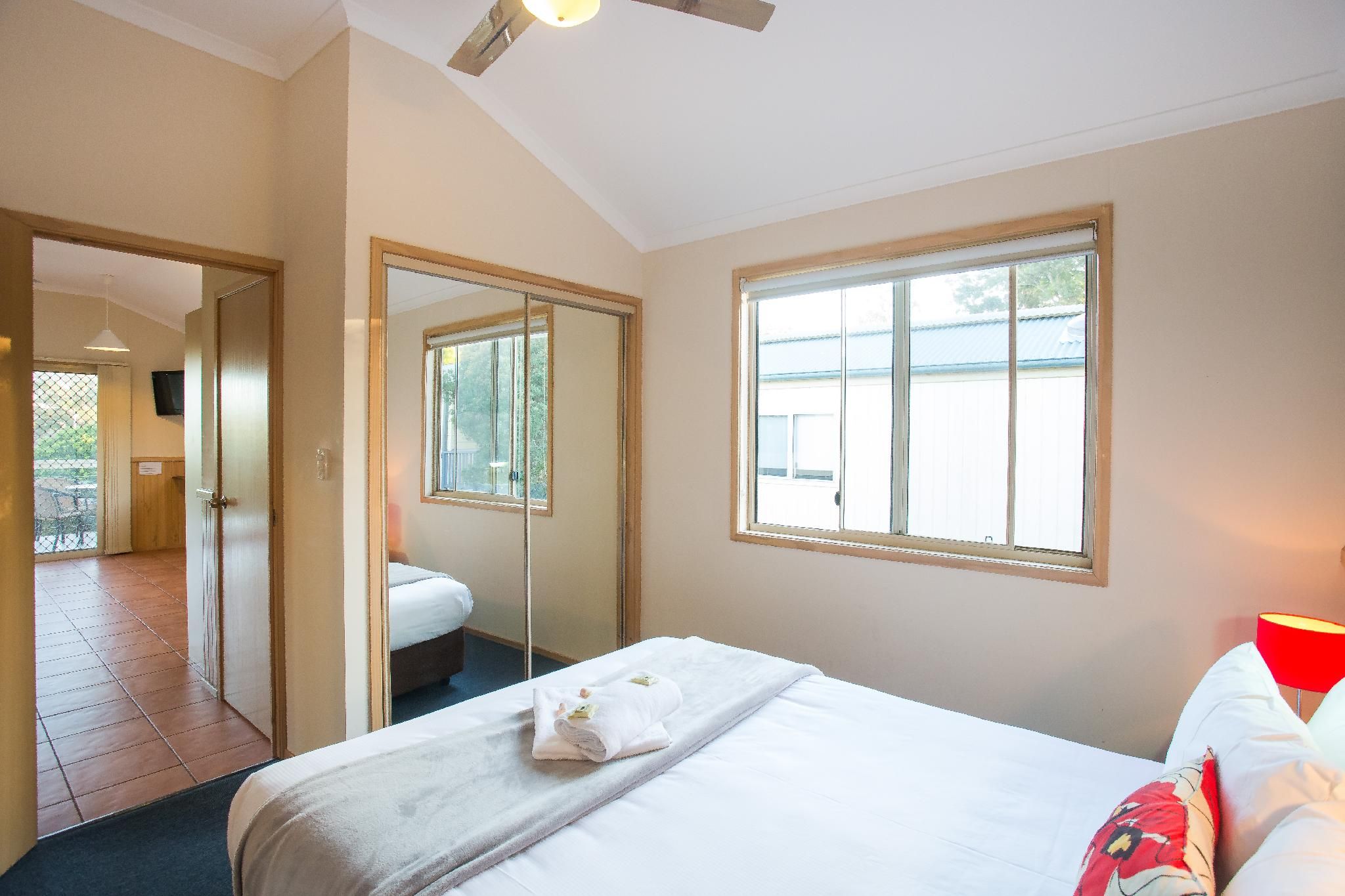 1-Bedroom Budget Cabin