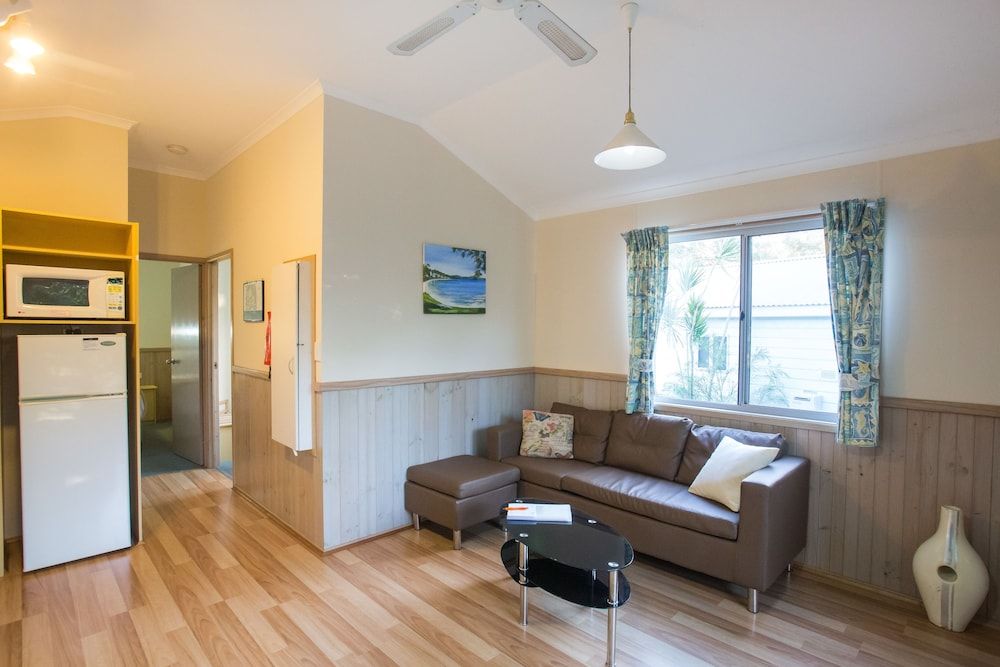 Thou Walla Sunset Retreat 2 Bedroom Family Villa 4