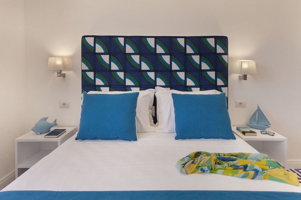 Gala Residence Villa Giovanna Premium Quadruple Room, Sea View 3