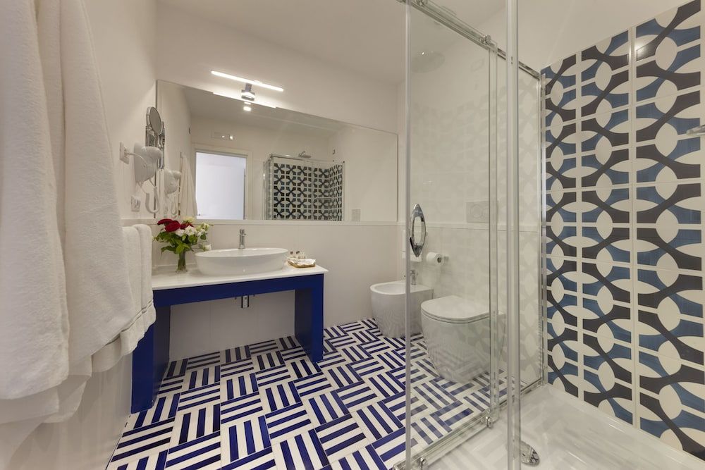 Gala Residence Villa Giovanna Premium Quadruple Room, Sea View 6