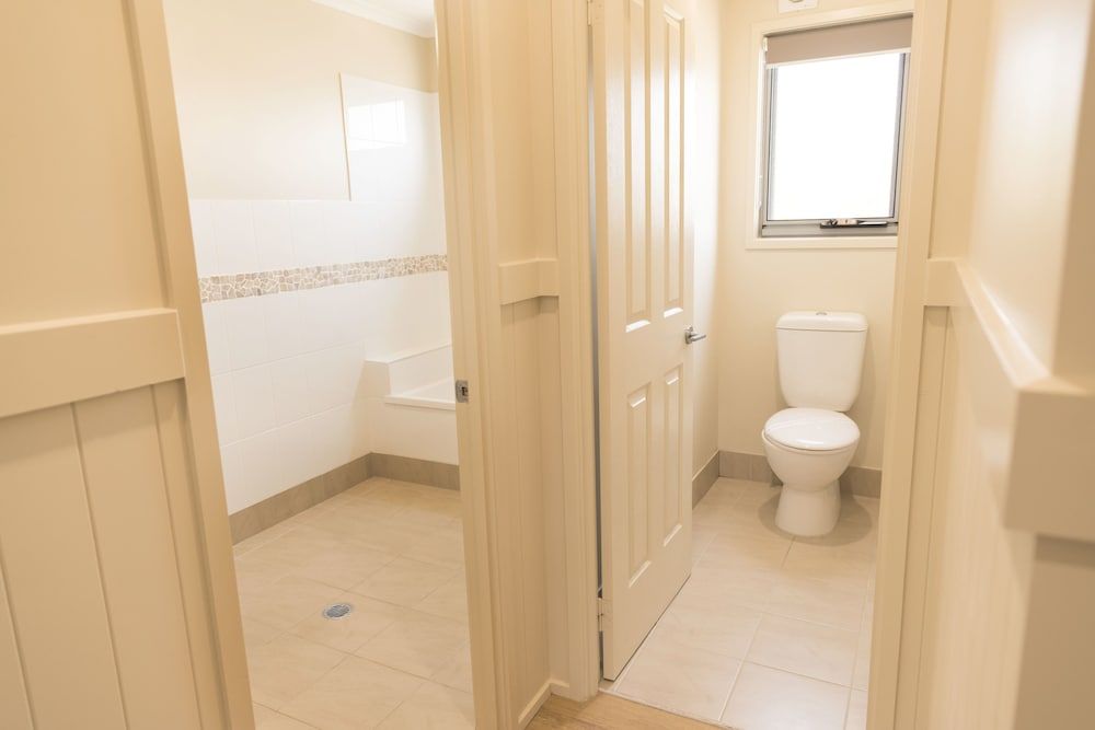 Halifax Holiday Park 4 Bedroom Deluxe Villa 5