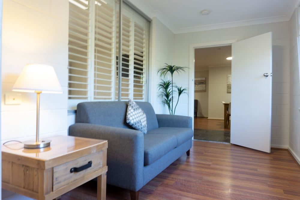 Fingal Bay Holiday Park 3 Bedroom Deluxe House 5