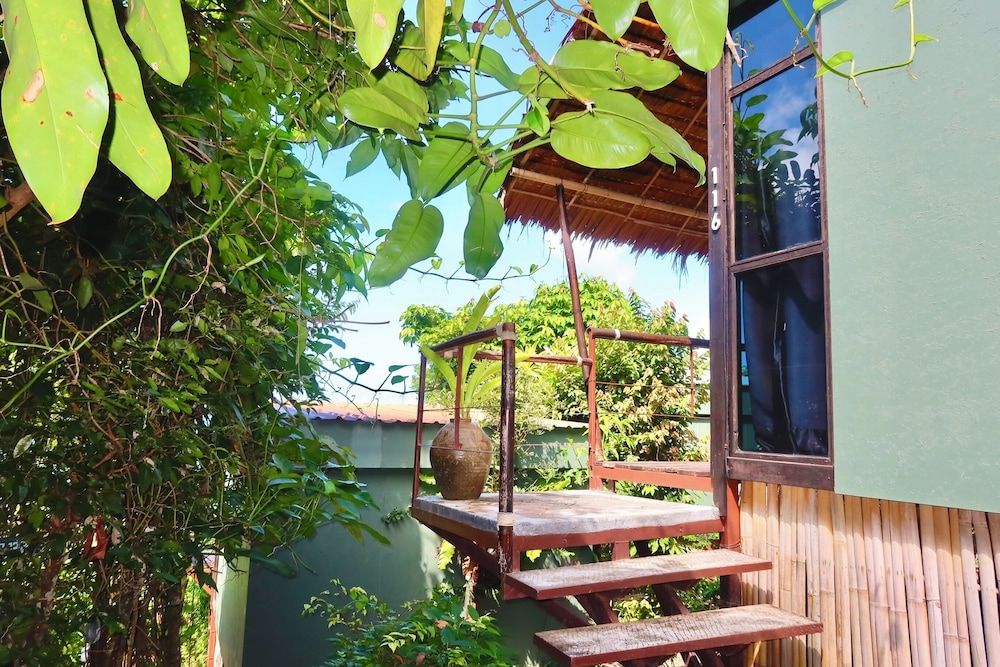 undefined Phi Phi Sea Sky Resort 5