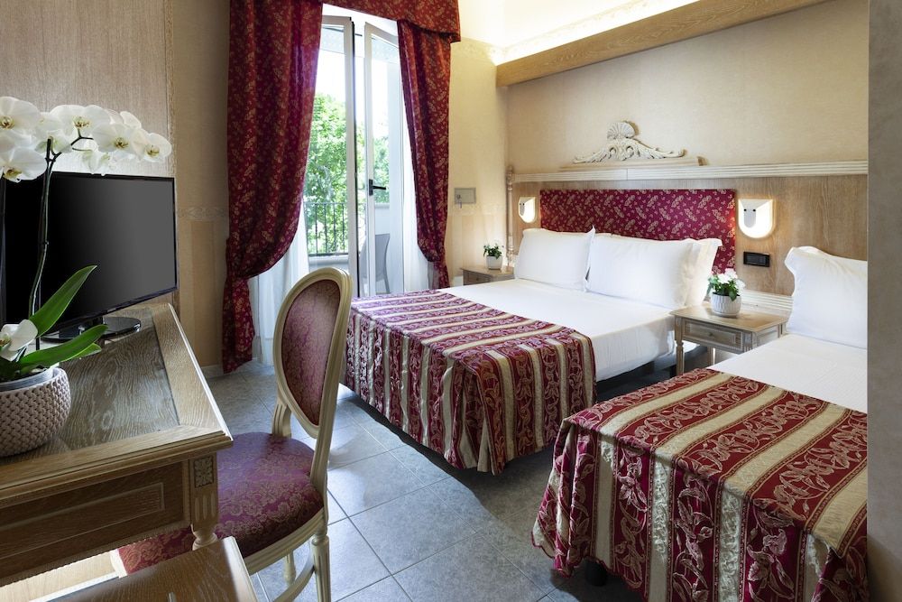 Classic Triple Room