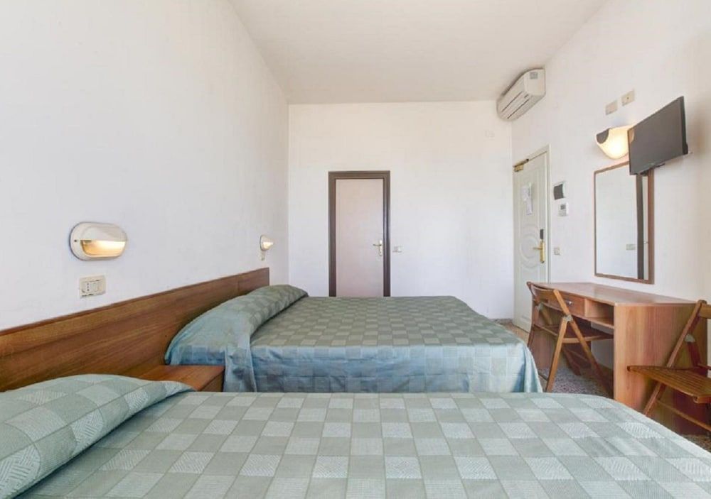 Economy Triple Room, Balcony, Pool View