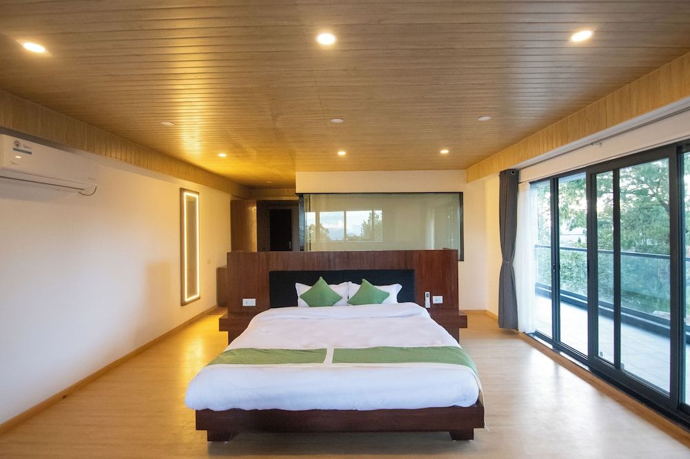 Peaceful Cottage & Cafe du Mont Deluxe Double or Twin Room 6