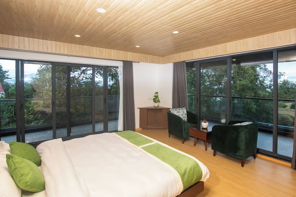 Peaceful Cottage & Cafe du Mont Deluxe Double or Twin Room 5