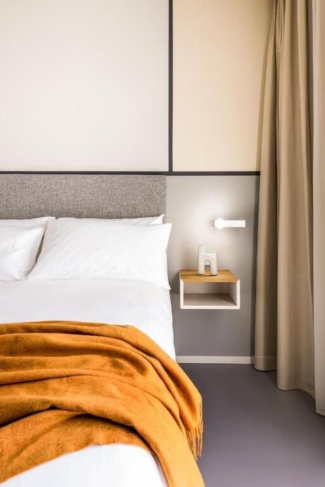 Open Hotel