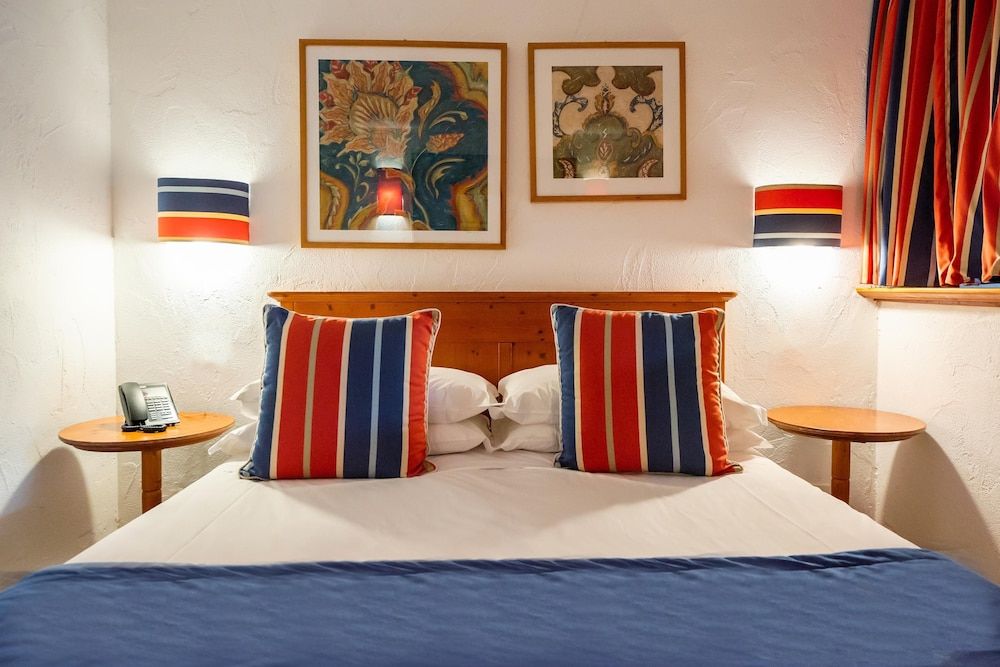 Basic Triple Room