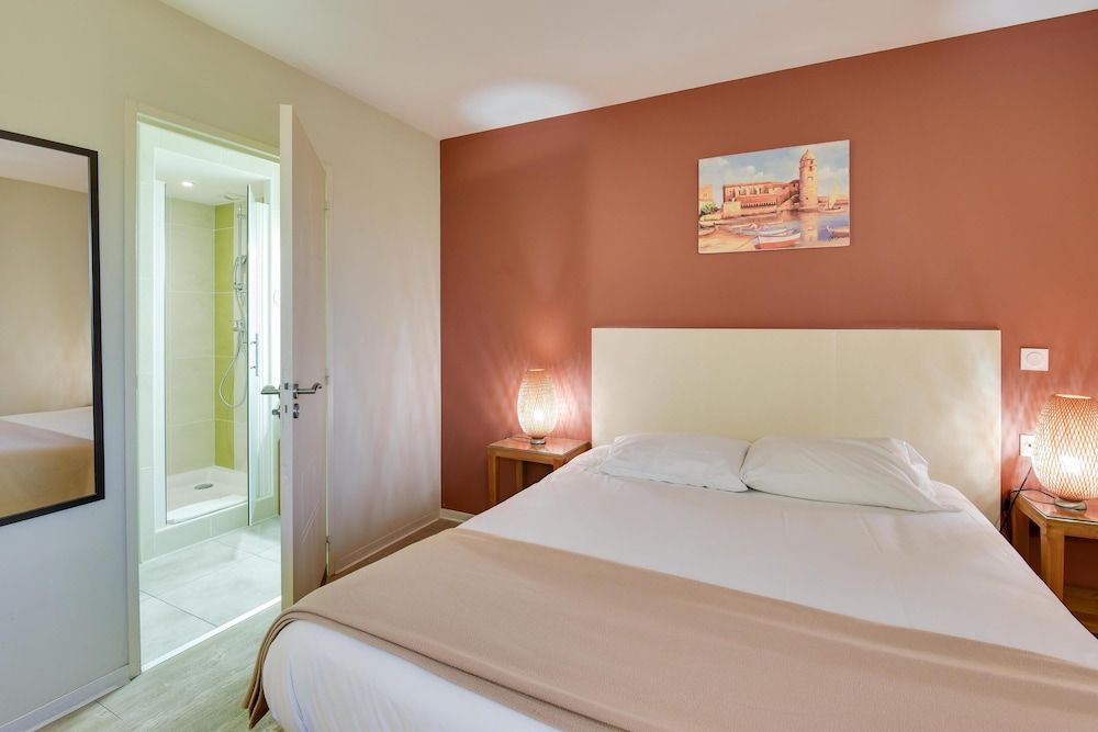 Kyriad Perpignan Sud Chambre double standard 5