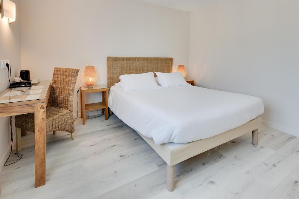 Kyriad Perpignan Sud Chambre double standard 4