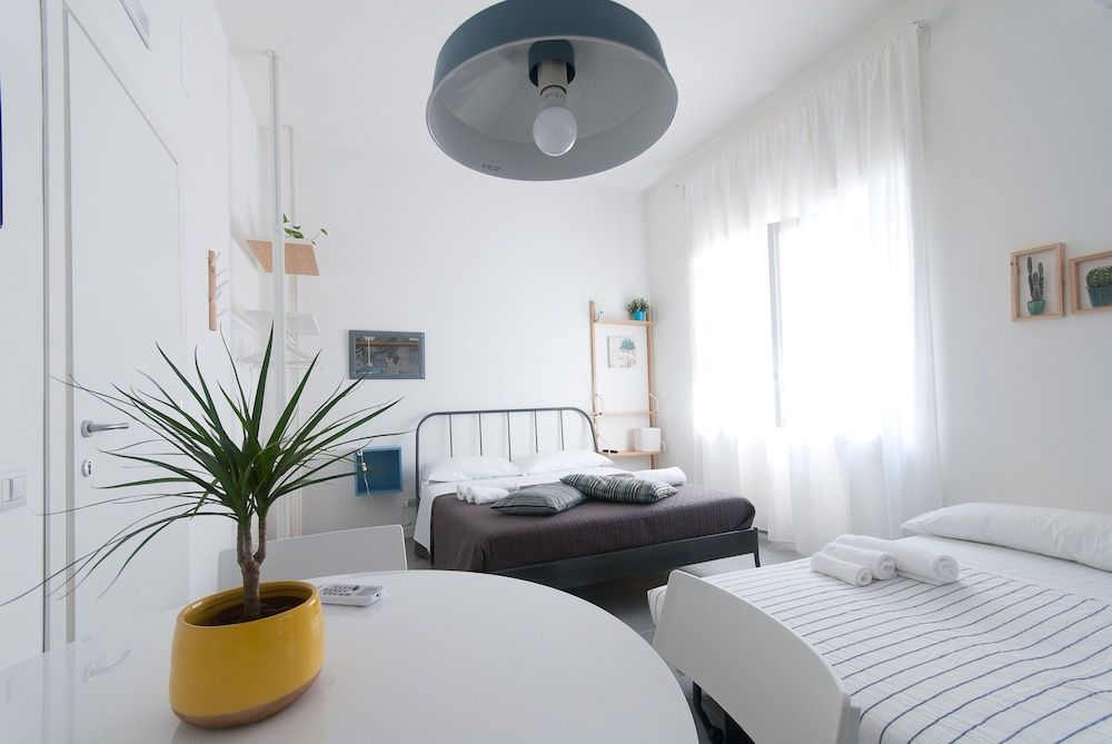 Capofortuna B&B Deluxe Room, Kitchen 5