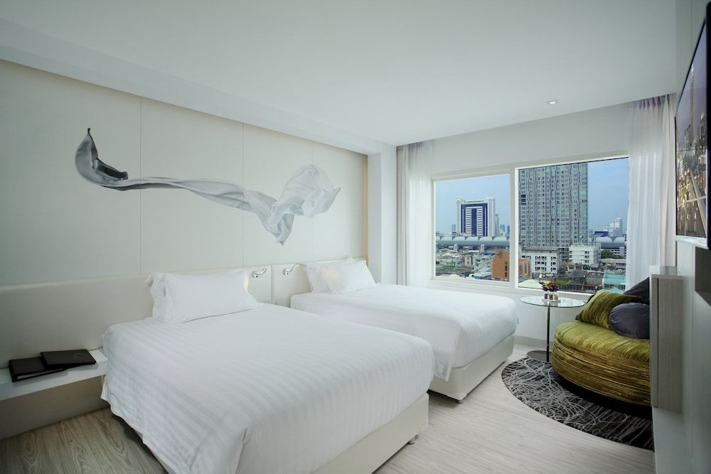 Centara Watergate Pavilion Hotel Bangkok Superior Twin Room, City View 3
