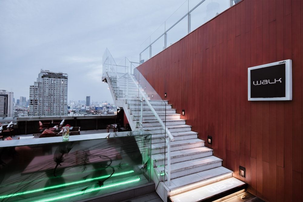 undefined Centara Watergate Pavilion Hotel Bangkok 2