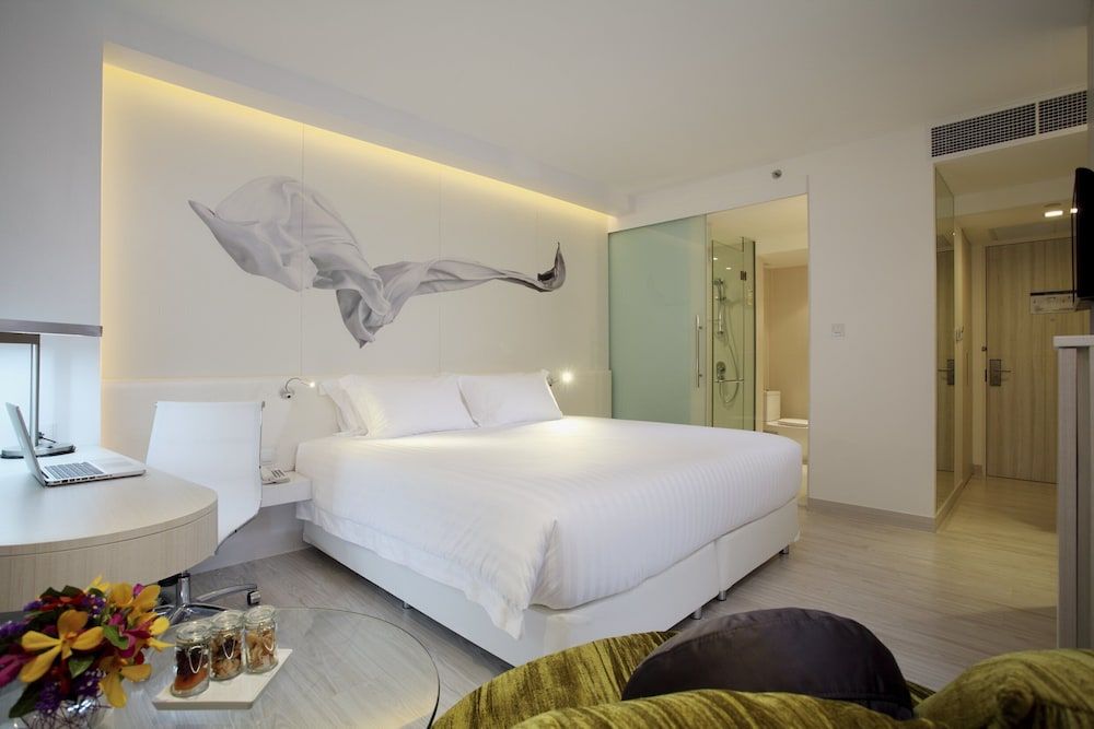 undefined Centara Watergate Pavilion Hotel Bangkok