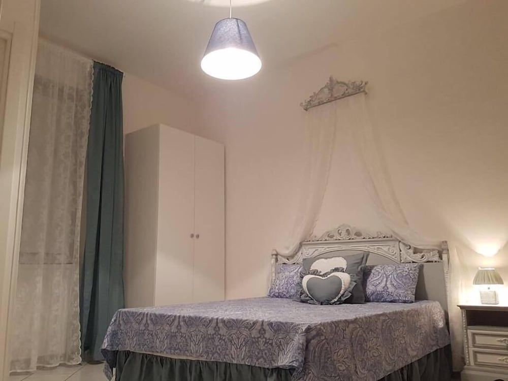 B&B Le Rose Deluxe Double Room, City View 6