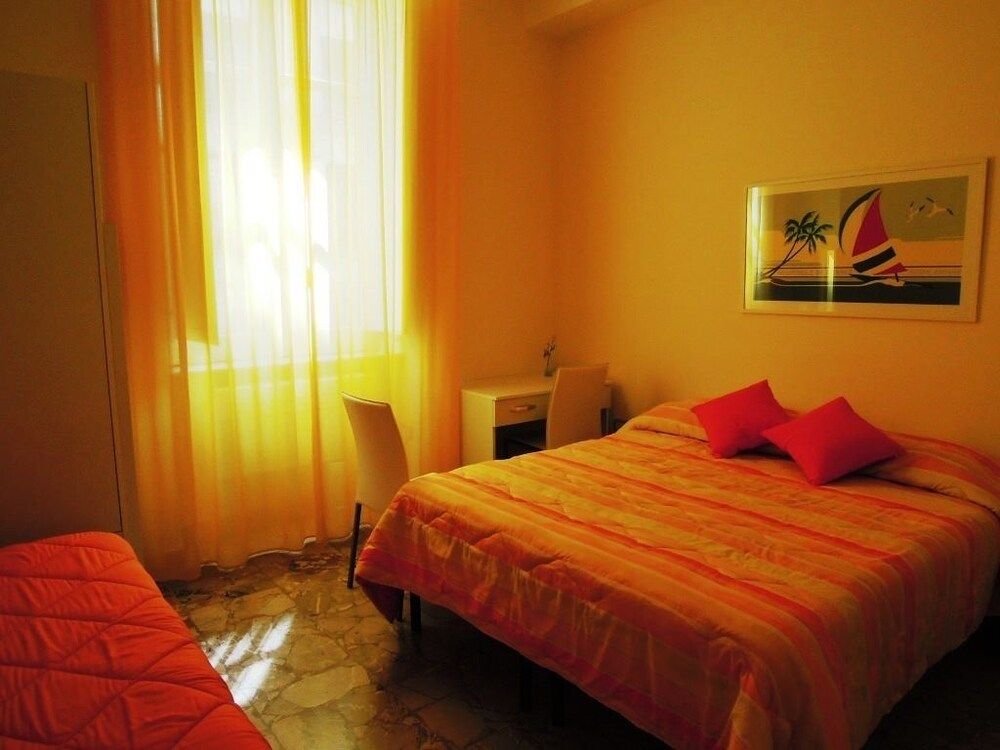 undefined Sole e Mare 9