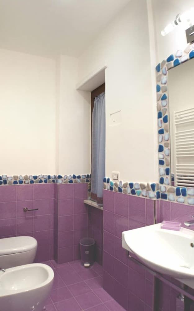 Mare di Luci Deluxe Room, 1 Queen Bed (Ametista) 5