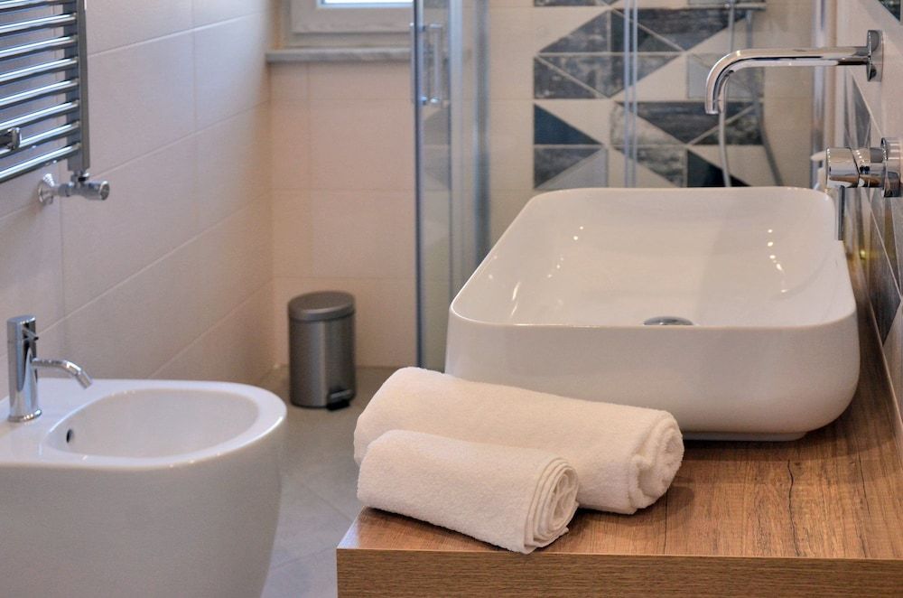 Al Caldo Bed and Breakfast Deluxe Double Room, Balcony, Sea View 9