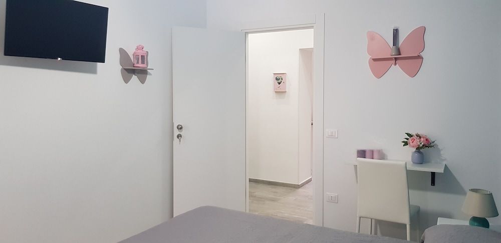 B&B Butterfly House Comfort Double Room (Fegea)