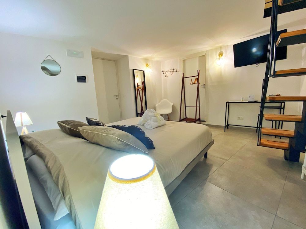 B&B Salerno In Centro Basic Quadruple Room 2