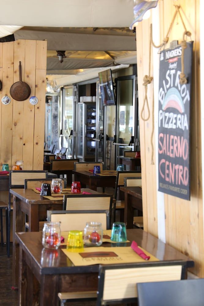 undefined Albergo del Centro Storico 8