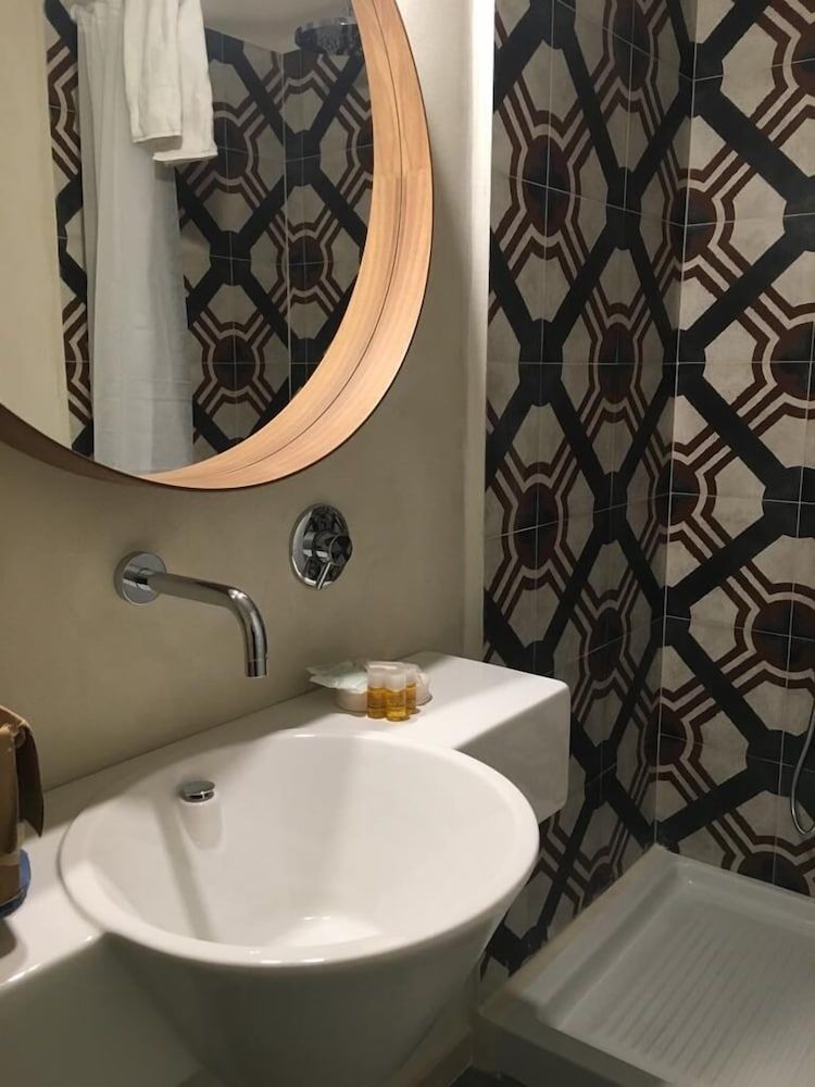 B&B Salerno al Duomo Deluxe Triple Room, Balcony 3