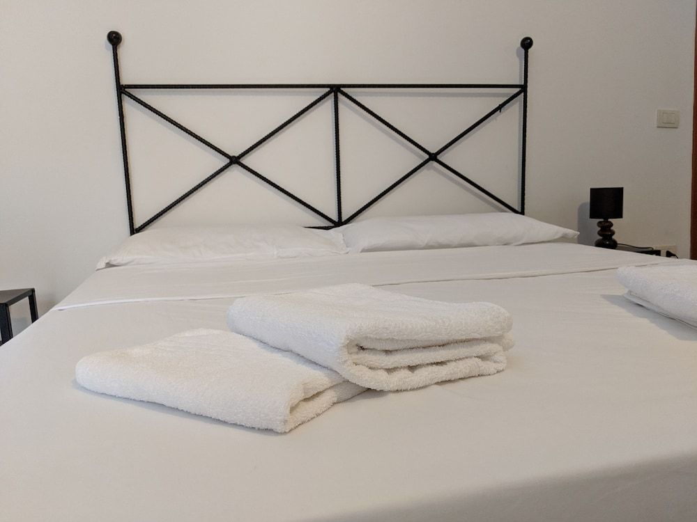 undefined B&B Piazza Alfano Studios Salerno 6