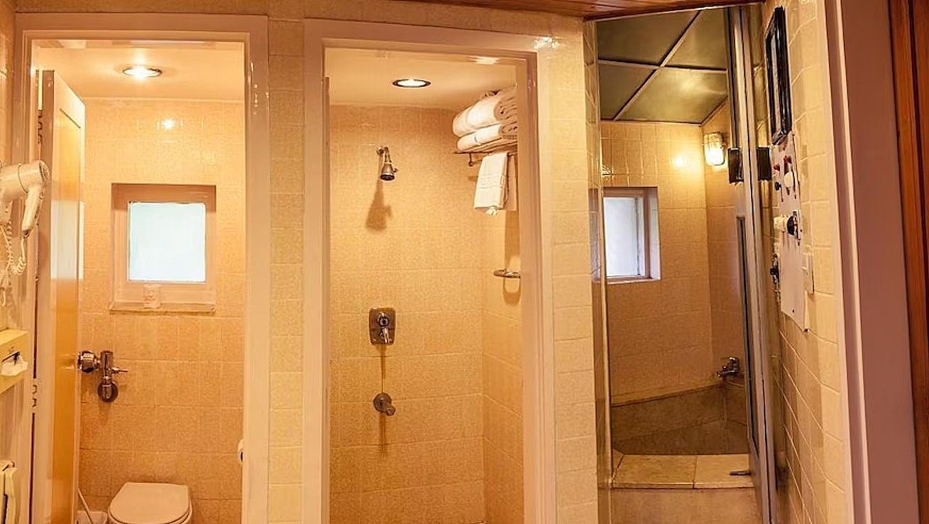 The Resort Deluxe City View 7