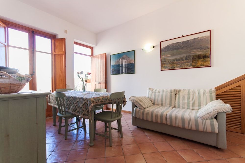 Apartment, 2 Bedrooms, Patio